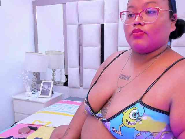 AlyssaGregory webcam