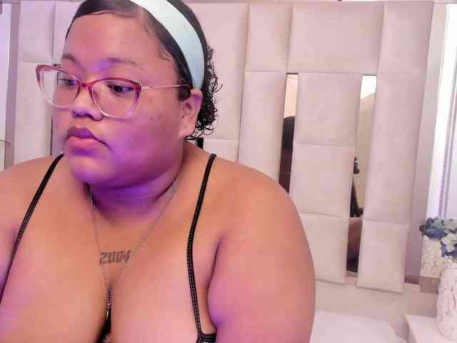 AlyssaGregory webcam