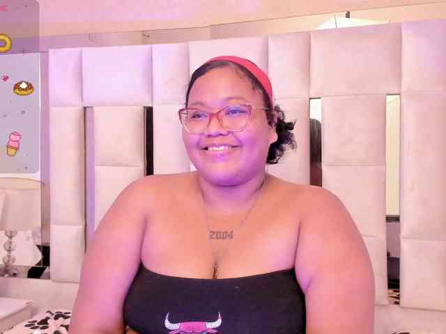 AlyssaGregory webcam