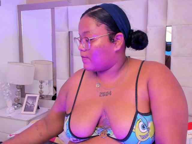 AlyssaGregory webcam