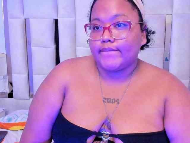 AlyssaGregory webcam