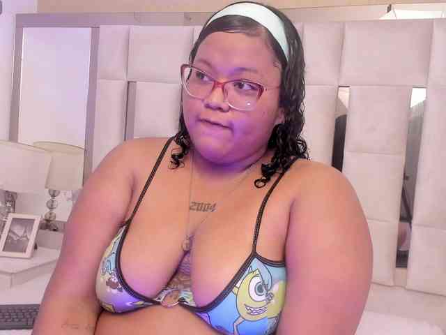 AlyssaGregory webcam