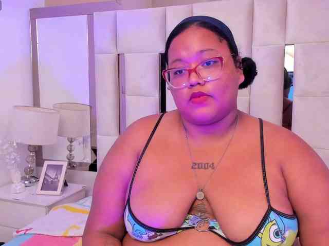 AlyssaGregory webcam