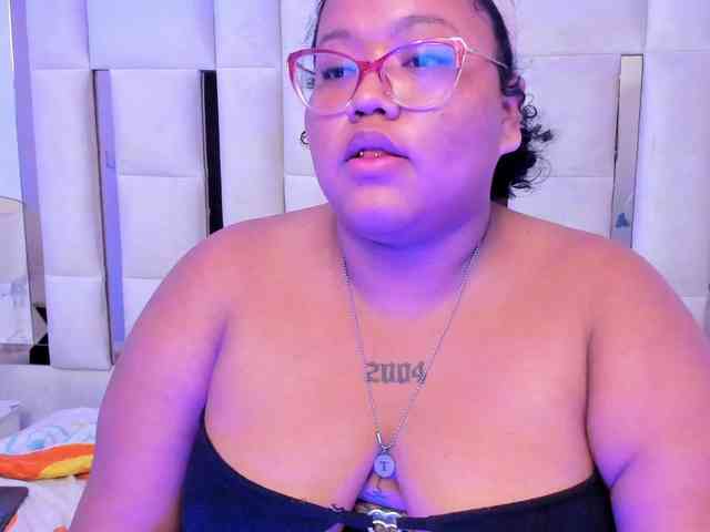 AlyssaGregory webcam