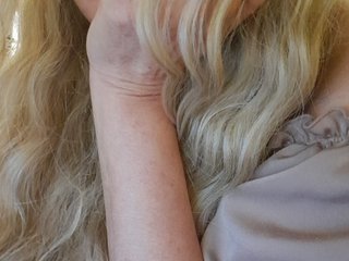 Sofaa Porn Show