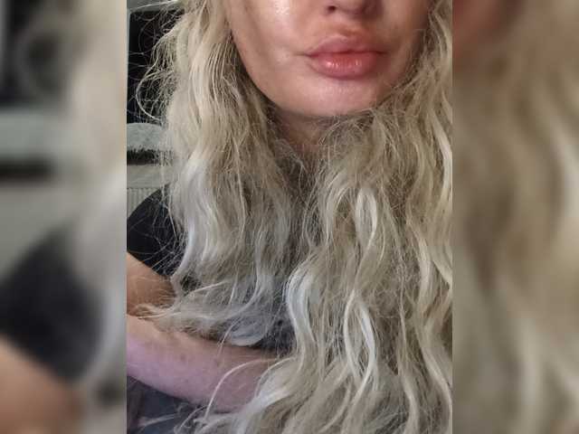 Sofaa live cam