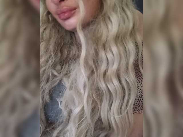 Sofaa live cam
