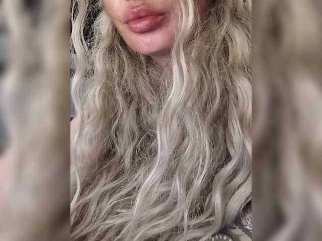 Sofaa live cam