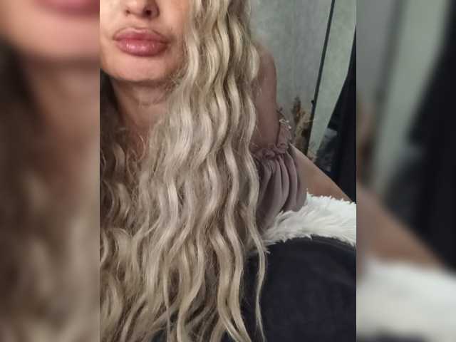 Sofaa live cam