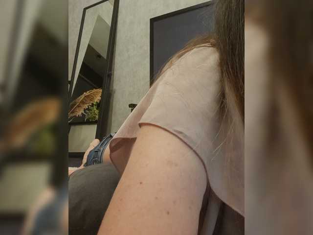 Sofaa live cam on BongaCams