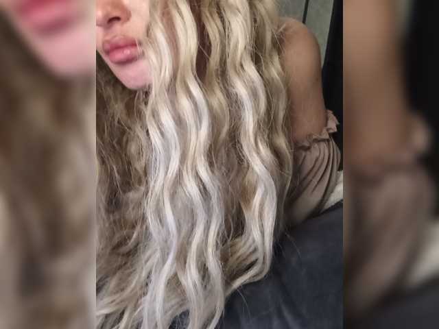 Sofaa preview