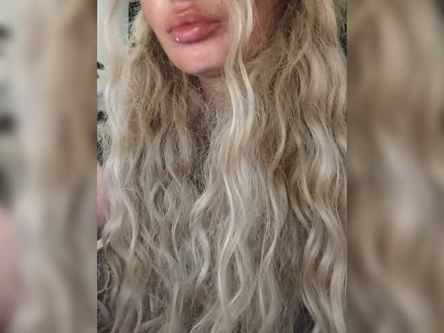 Sofaa live cam