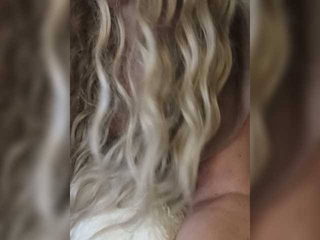 Sofaa, en directo ahora en BongaCams