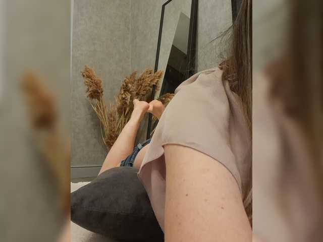 Sofaa live cam on BongaCams