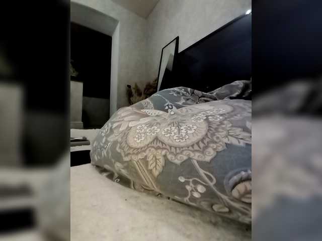 Sofaa live cam preview