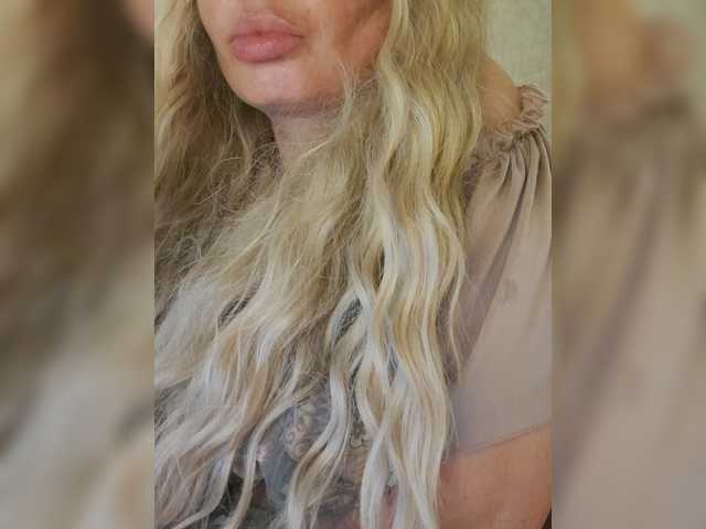 sofaa live sex