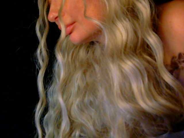 Sofaa live cam on BongaCams