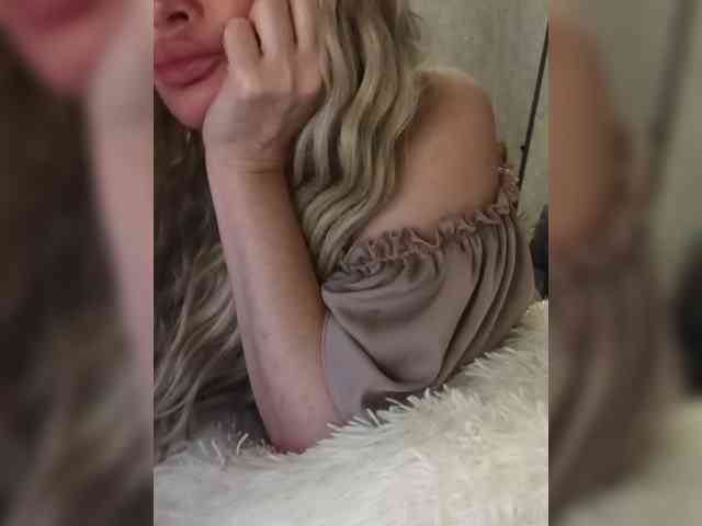 モデル: Sofaa