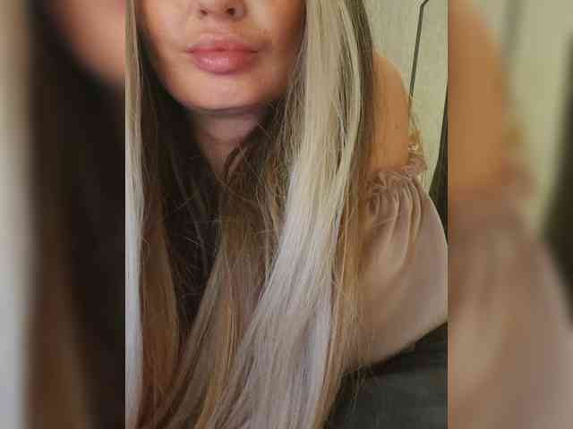 Sofaa Sex Cam Show