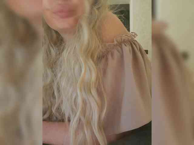 Sofaa Live Webcam on BongaCams