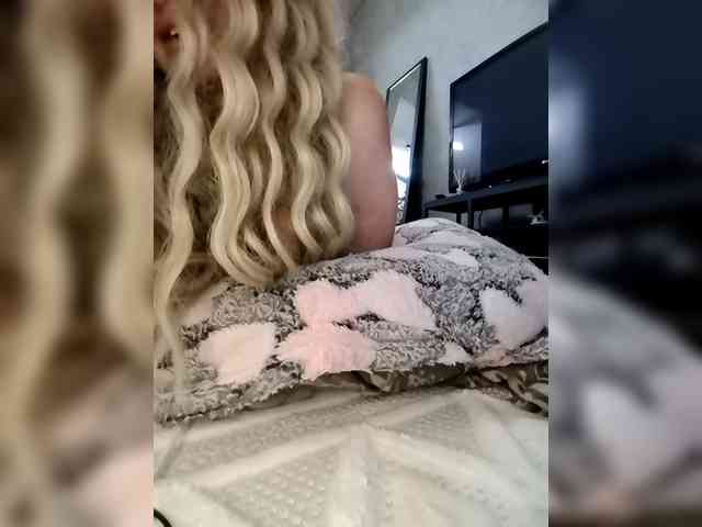 sofaa's live room