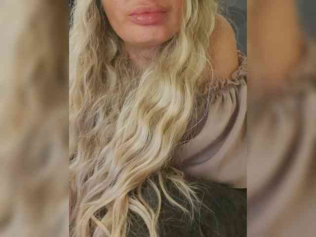 Sofaa Sex Cam Show