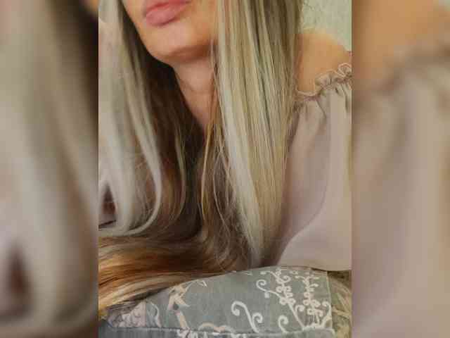 Sofaa Sex Cam Show