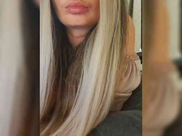 Sofaa Sex Cam Show