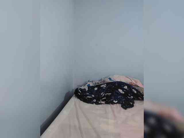 CuckLatinaCouple webcam