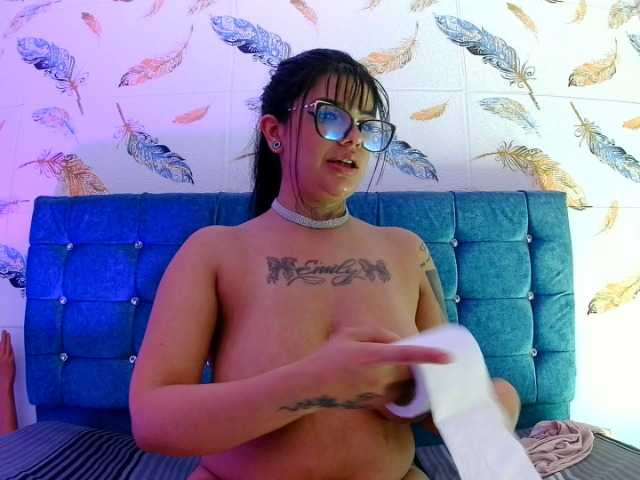 evelingjoyy live cam on BongaCams