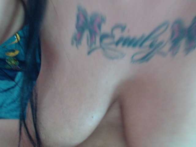 evelingjoyy live cam on BongaCams