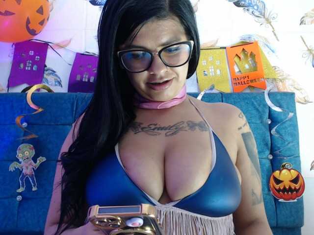 evelingjoyy live cam on BongaCams