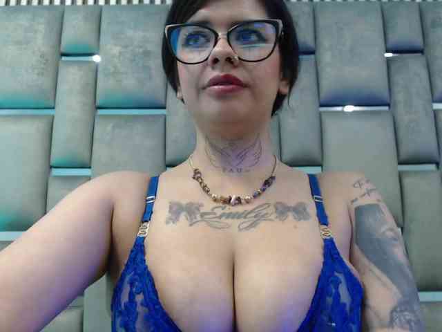 evelingjoyy webcam