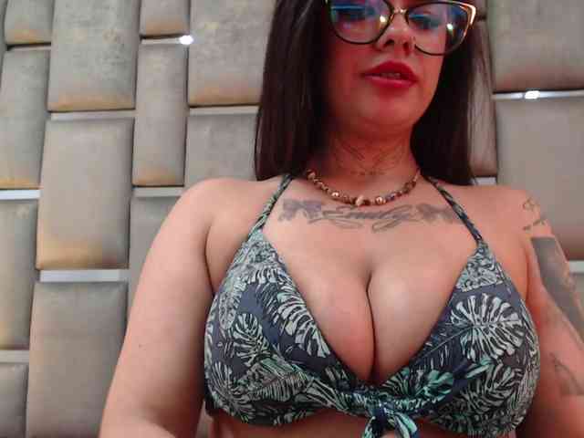 evelingjoyy webcam