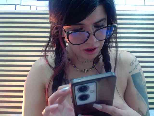 evelingjoyy webcam