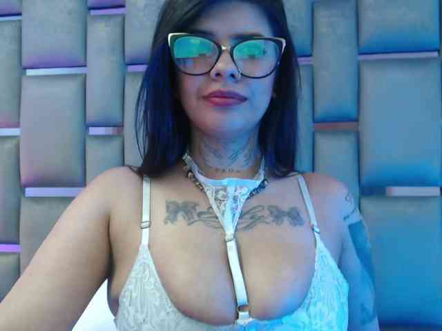 evelingjoyy webcam