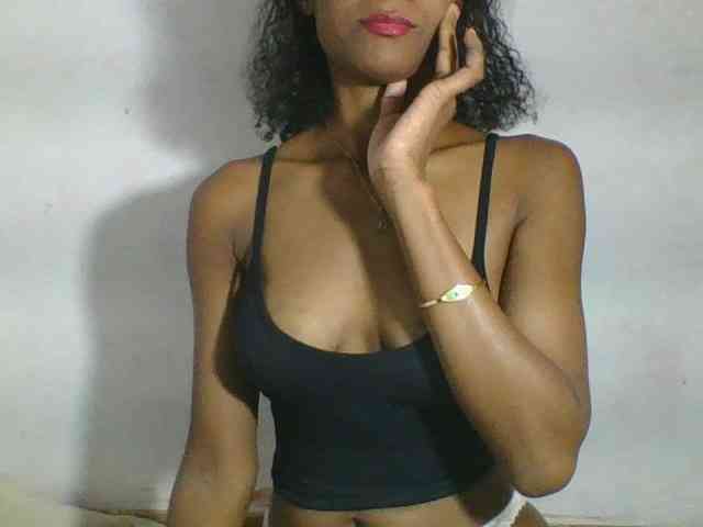 Arianah56