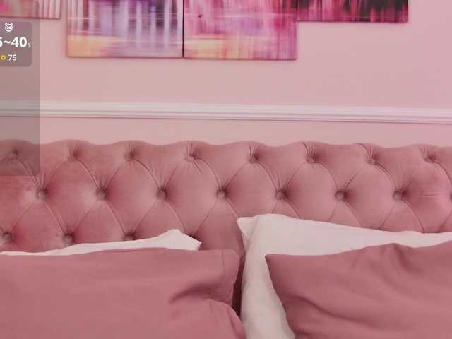 LanaKream live cam on BongaCams