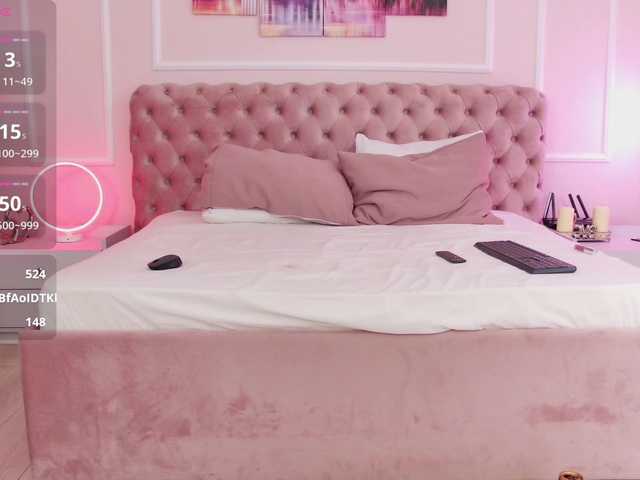 LanaKream live cam on BongaCams