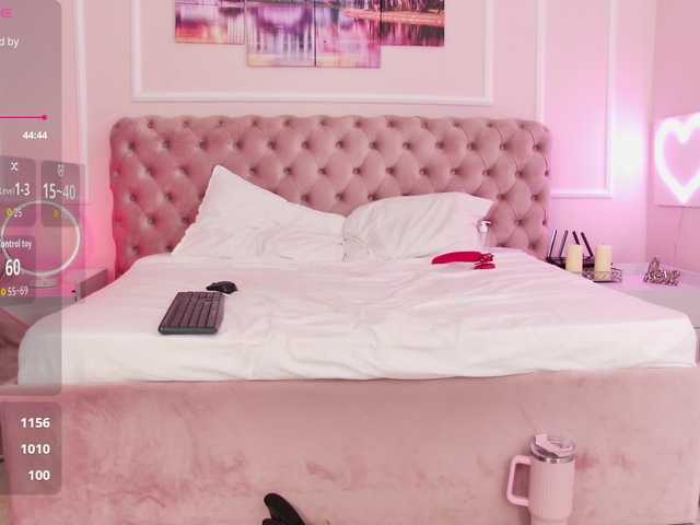 LanaKream live cam on BongaCams