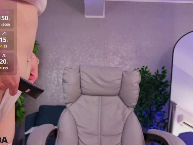 LanaKream live cam on BongaCams