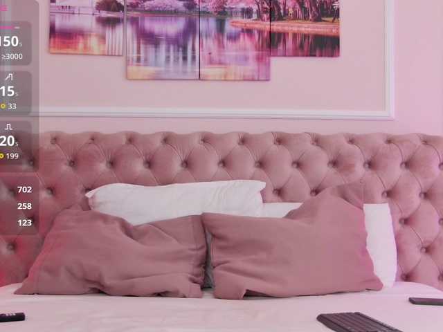 LanaKream live webcam show
