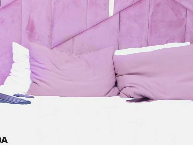 LanaKream live cam on BongaCams