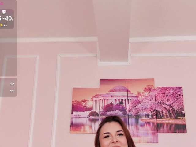 LanaKream live cam on BongaCams