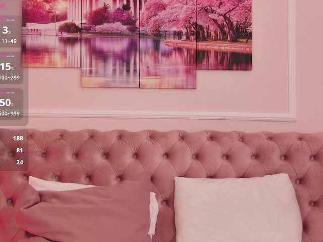 LanaKream live cam on BongaCams