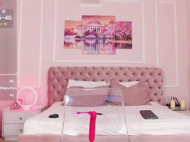 LanaKream live cam on BongaCams
