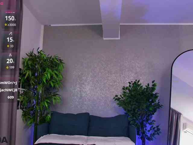 LanaKream webcam