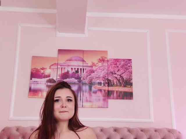 LanaKream webcam