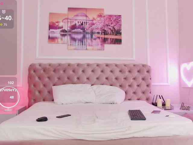 LanaKream Live Webcam on BongaCams