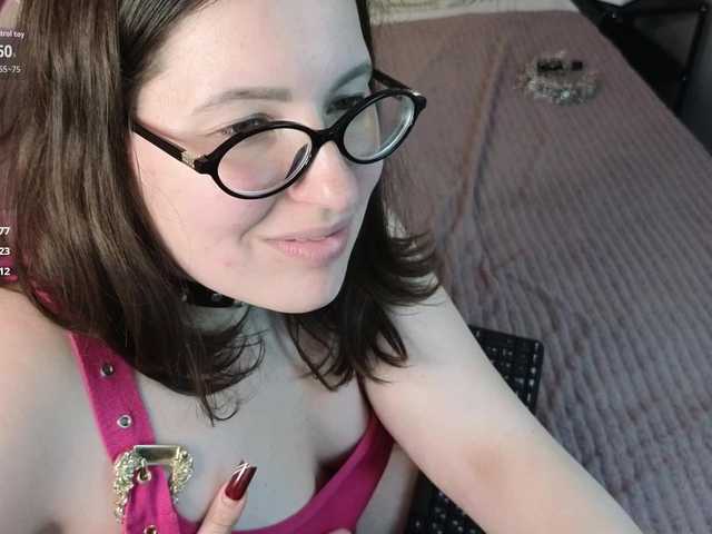 PeneloppaStar live cam on BongaCams